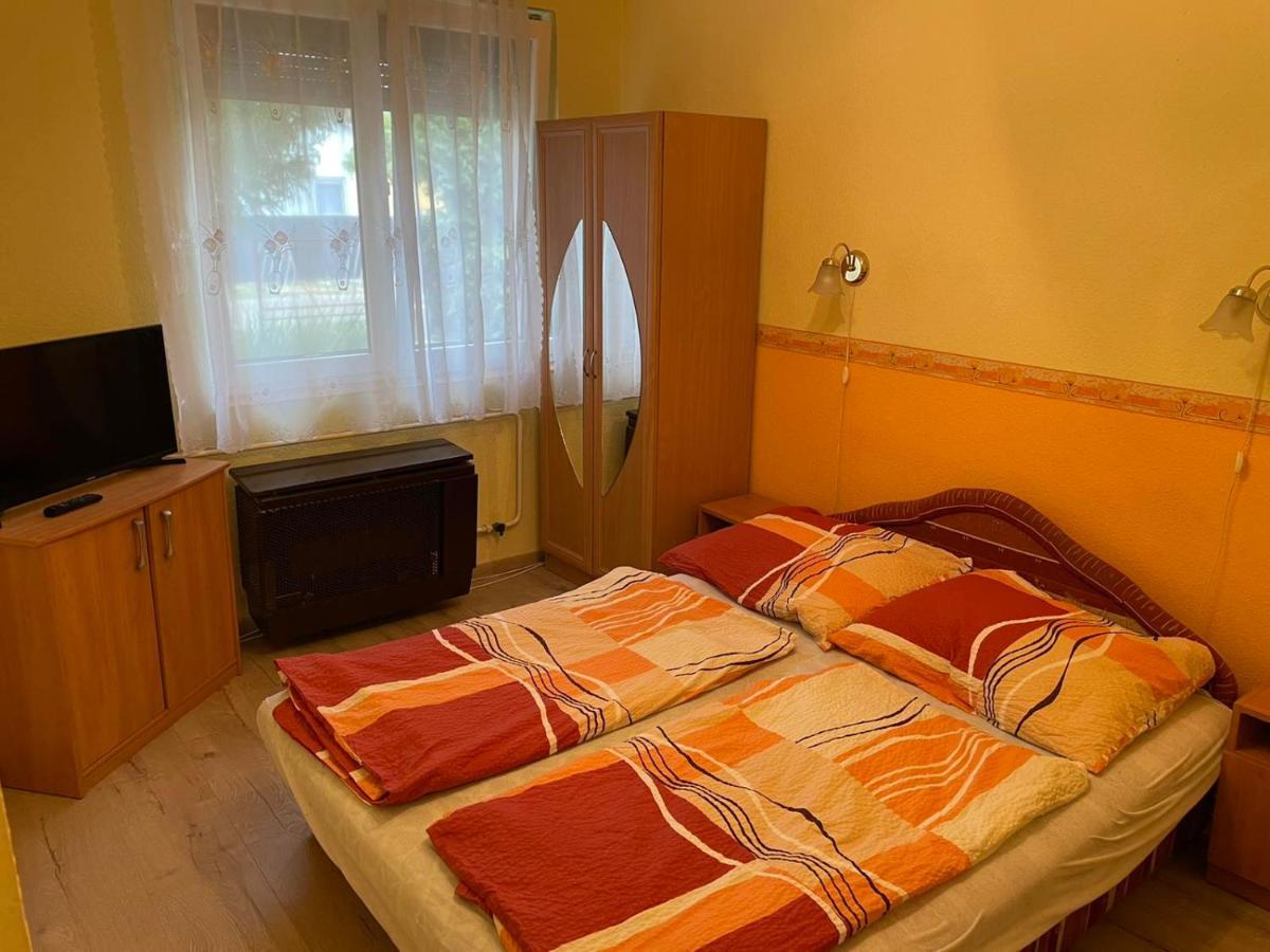 Gyoengyszem Vendeghaz Daire Hajdúszoboszló Dış mekan fotoğraf